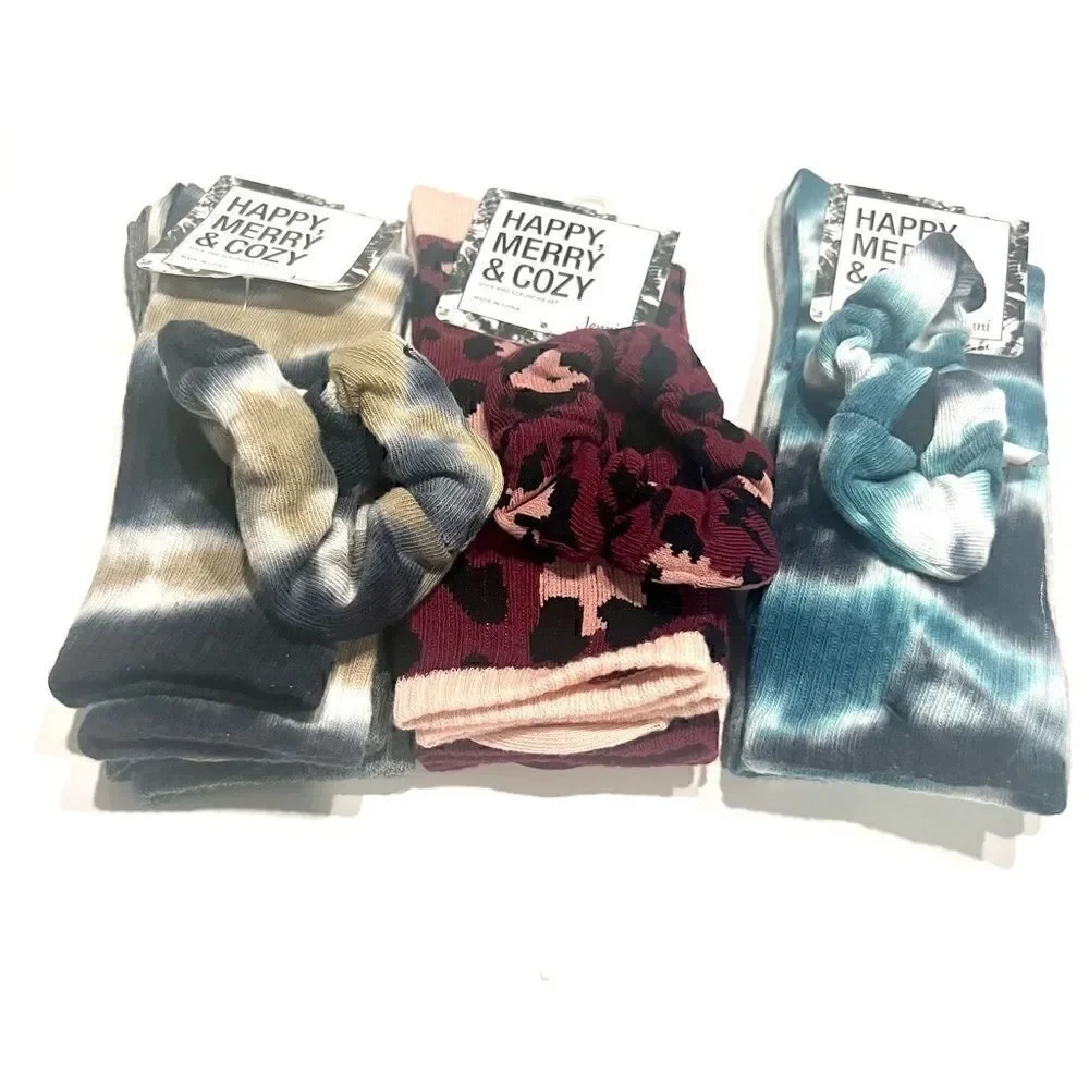 Jenni Women's 2 Pair Crew Socks & Scrunchie Set (Socks 9-11)